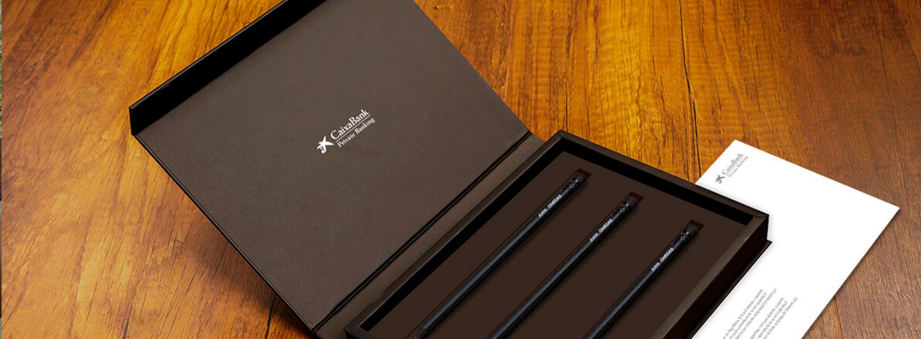 estuche CaixaBank