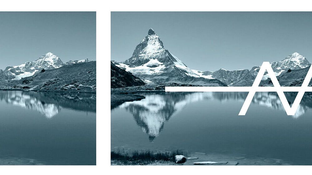 logo con fondo de montañas Varianza