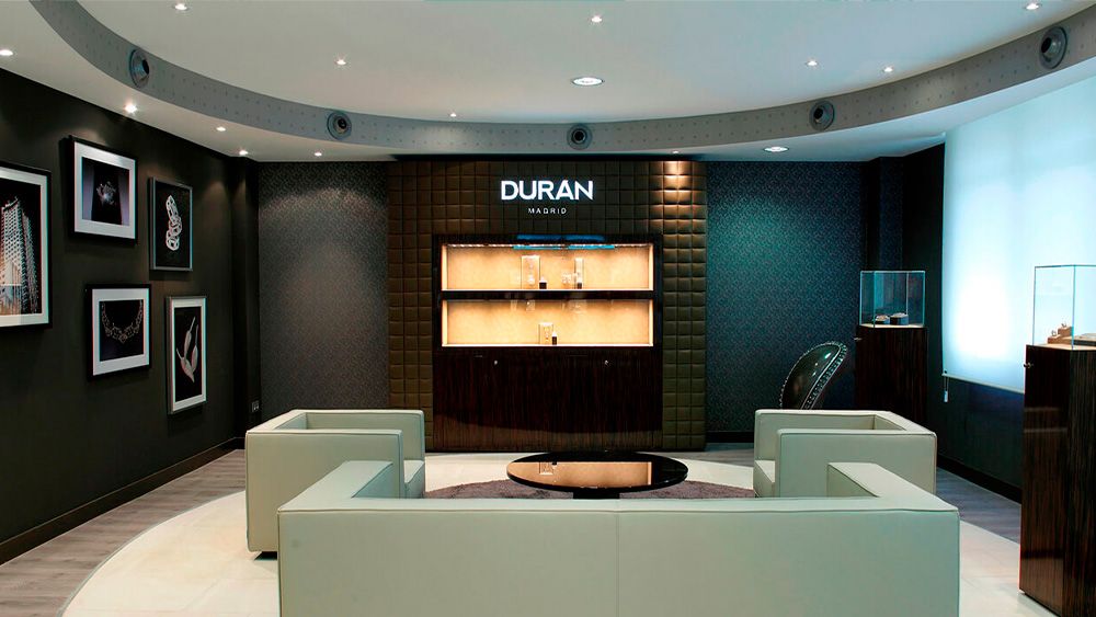 DURAN interior